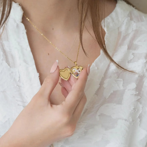 Collier photo personnalisé médaillon gravé coeur acier inoxydable